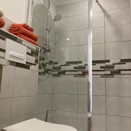 Le Gaudissart 1 Apartment